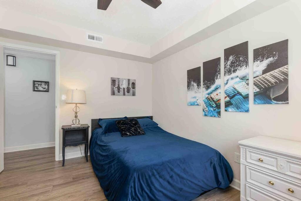 Large, Stunning Elvis Themed Condo,10 Min From Cvg Florence Luaran gambar