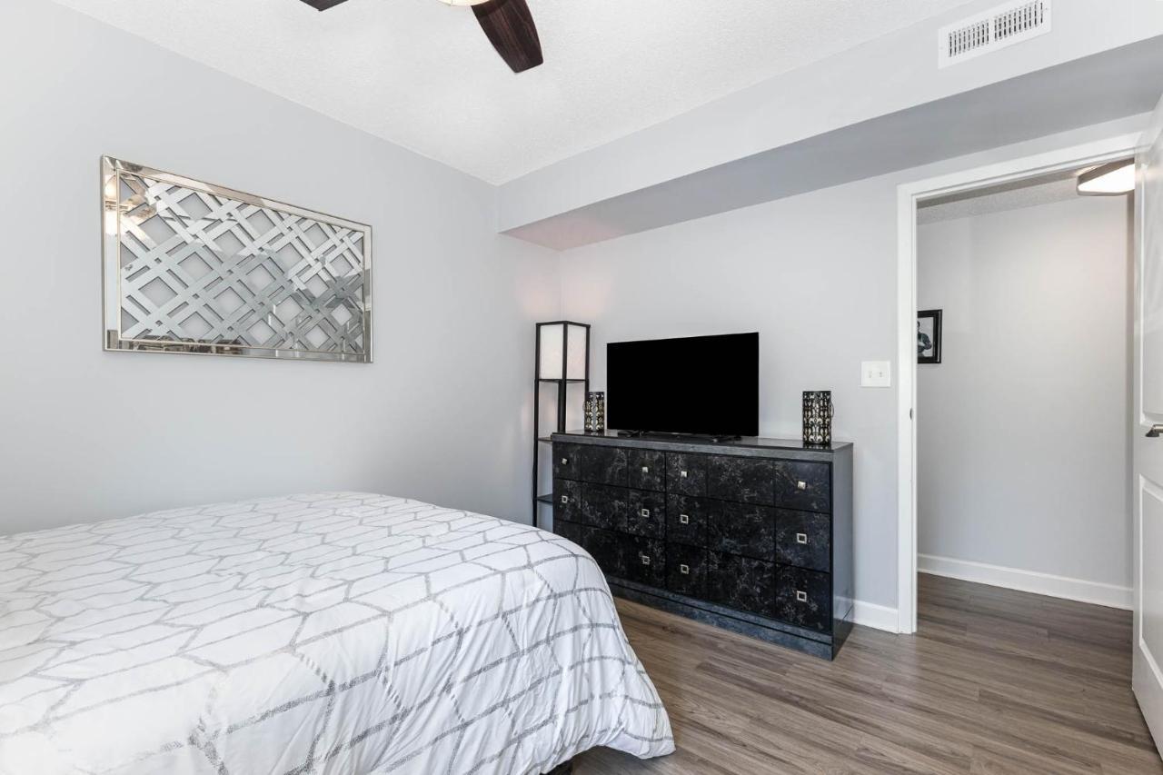 Large, Stunning Elvis Themed Condo,10 Min From Cvg Florence Luaran gambar